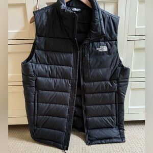Men’s The North Face Down Vest.